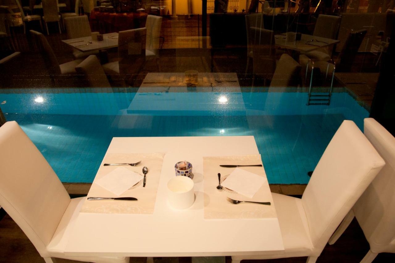 Hotel Montecarlo Vista Mare Riccione Esterno foto